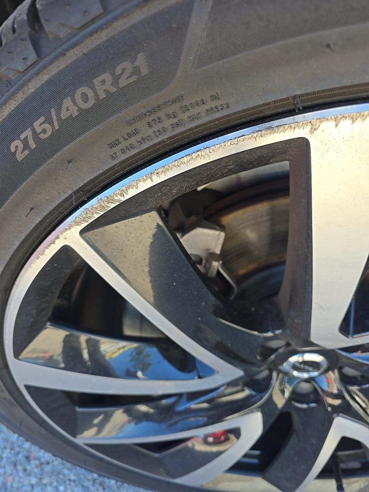 2022 Volvo XC90 T6 Momentum AWD