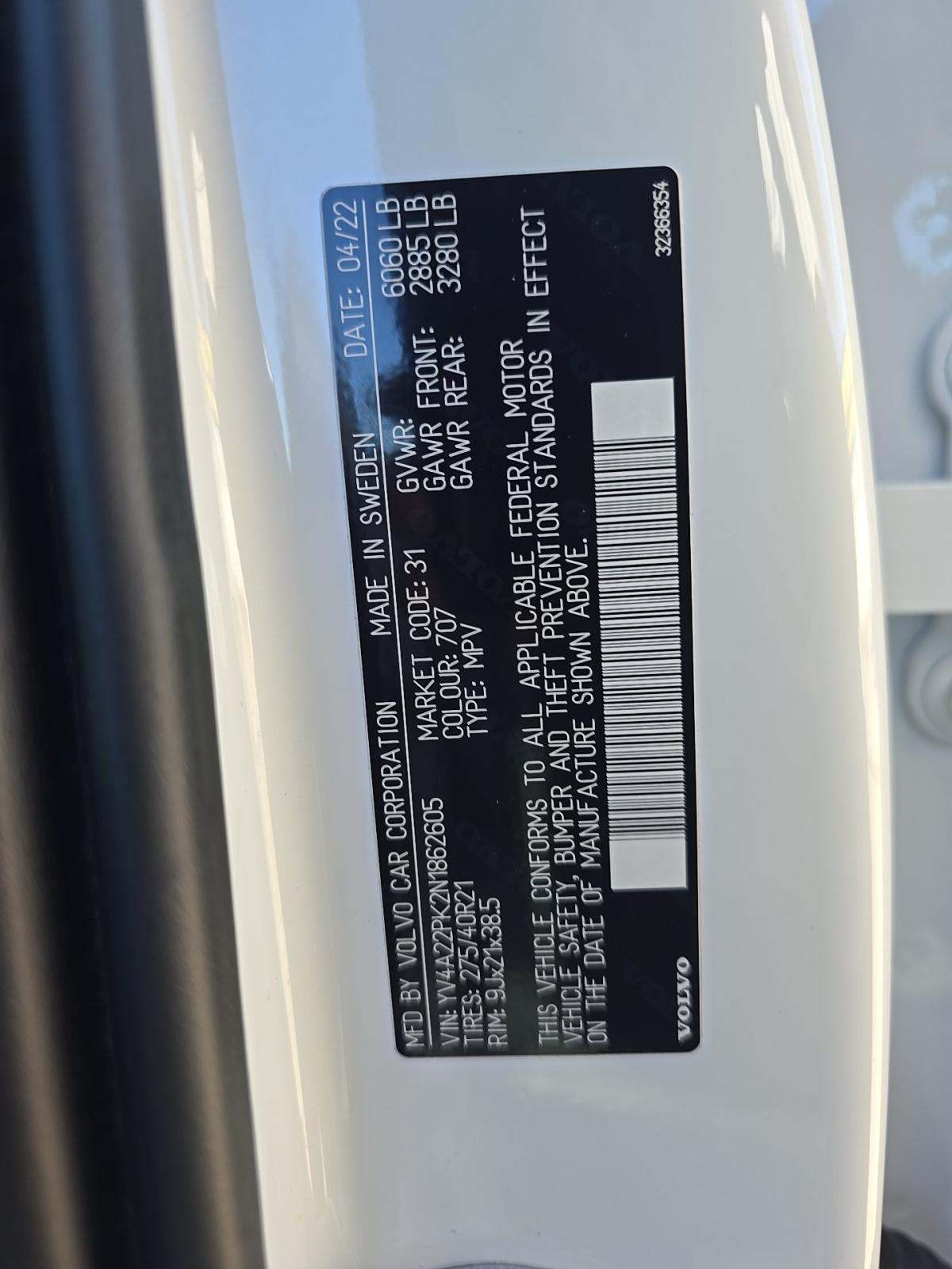 2022 Volvo XC90 T6 Momentum AWD