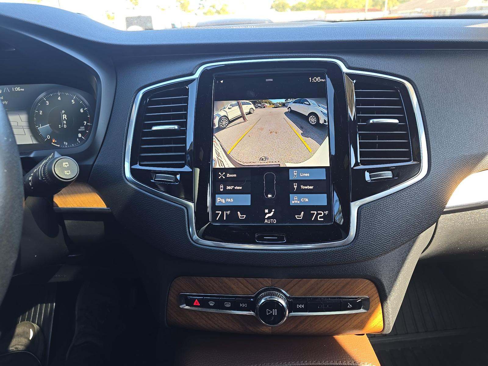 2022 Volvo XC90 T6 Momentum AWD