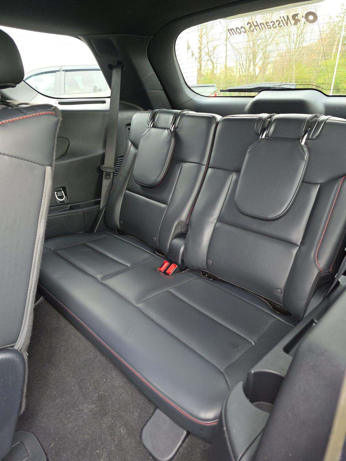 2025 Ford Explorer ST-Line RWD