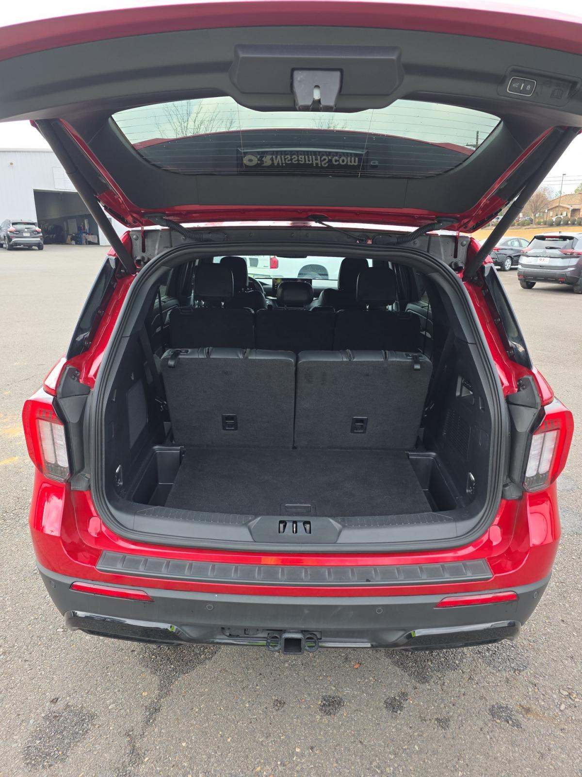 2025 Ford Explorer ST-Line RWD