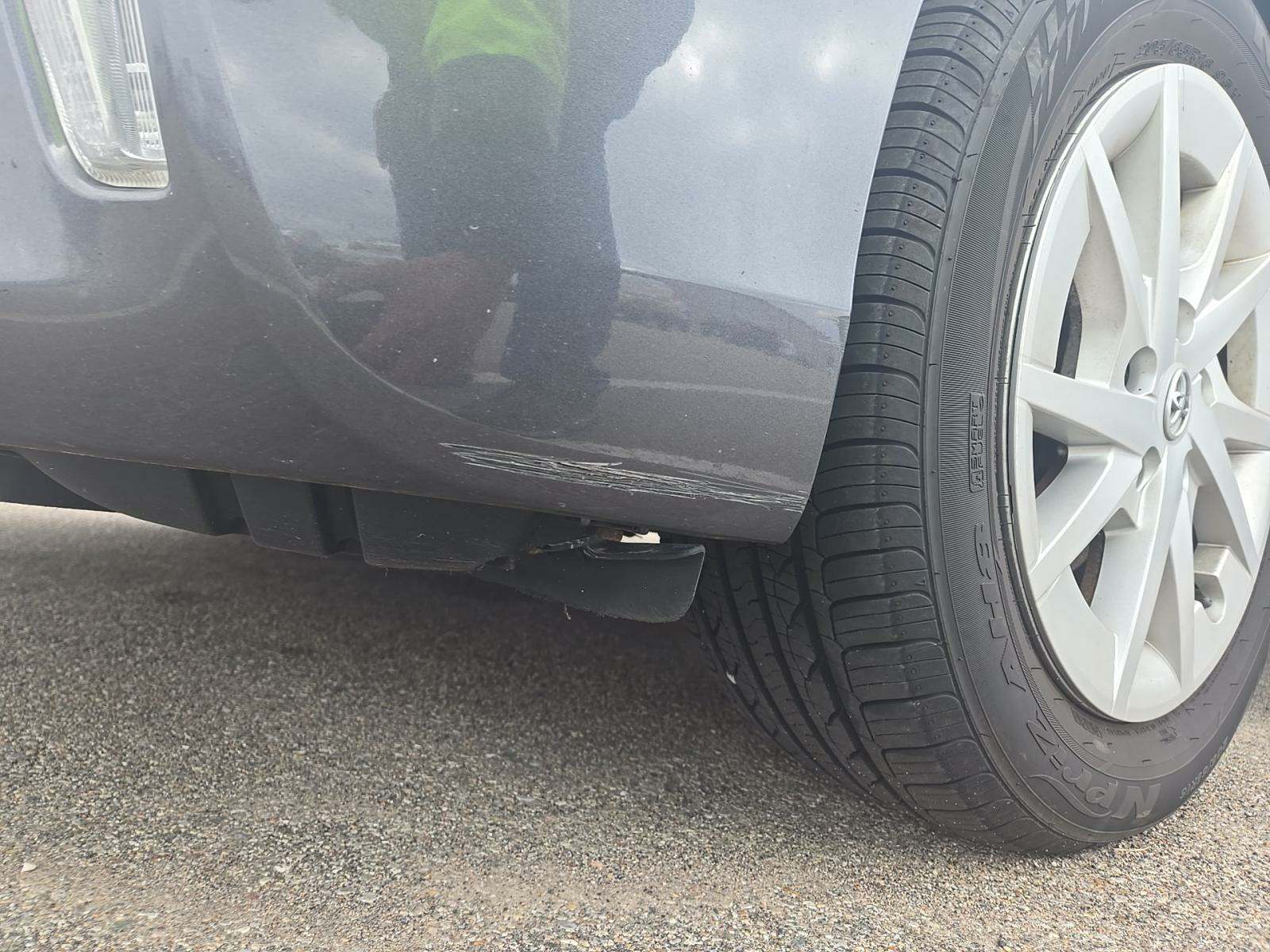 2013 Toyota Prius v Two FWD