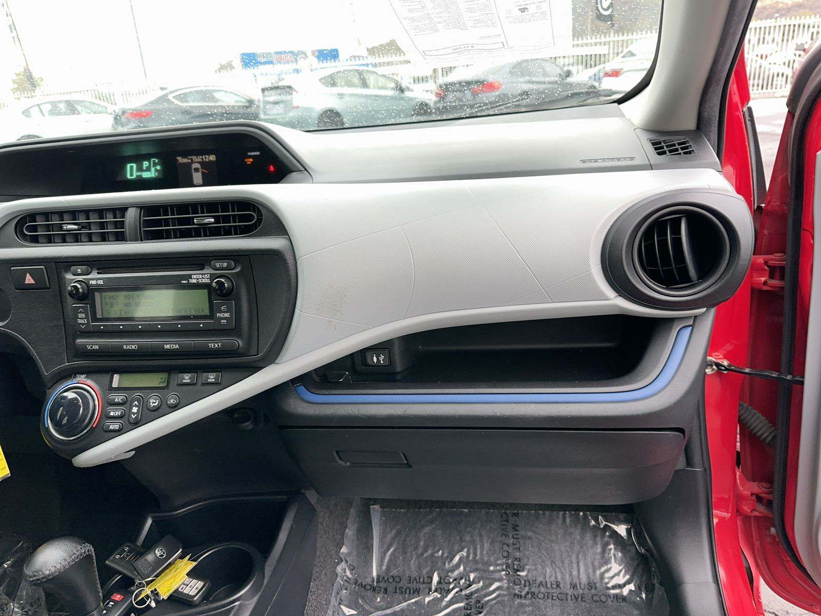 2012 Toyota Prius c Two FWD
