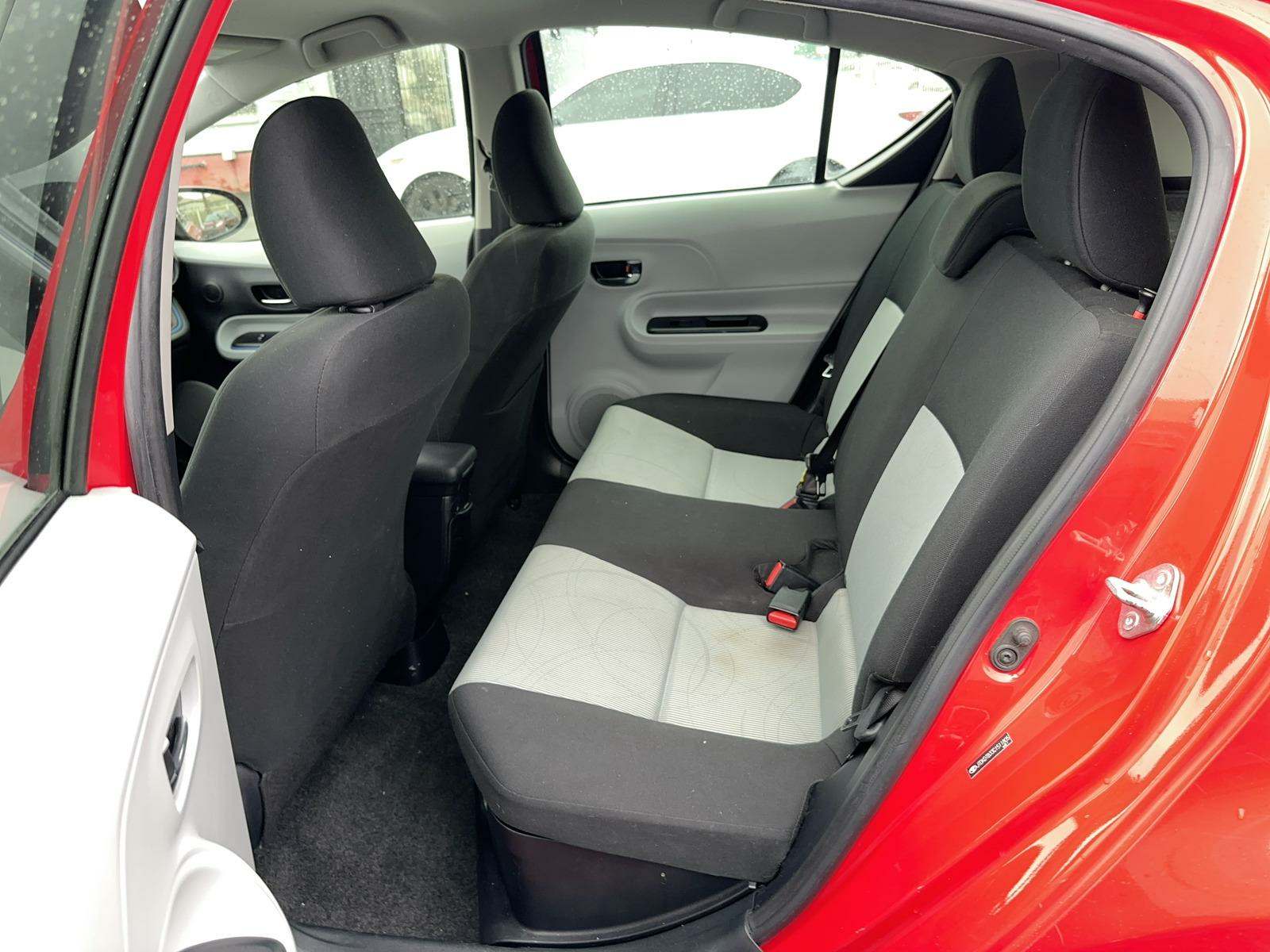 2012 Toyota Prius c Two FWD