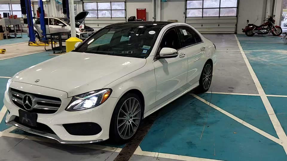 2016 Mercedes-Benz C 300 4MATIC w/Sport Pkg