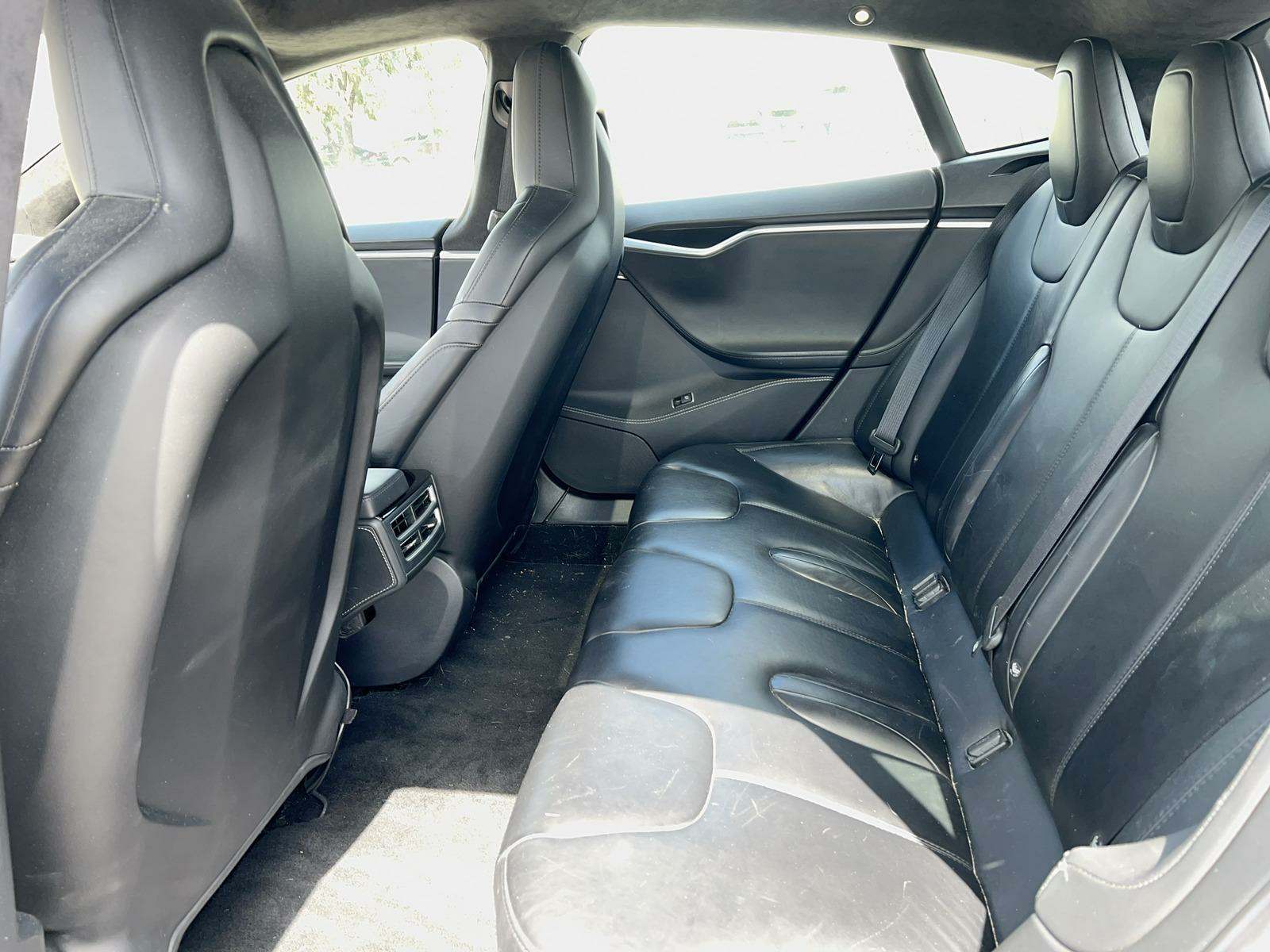 2015 Tesla Model S 85D AWD