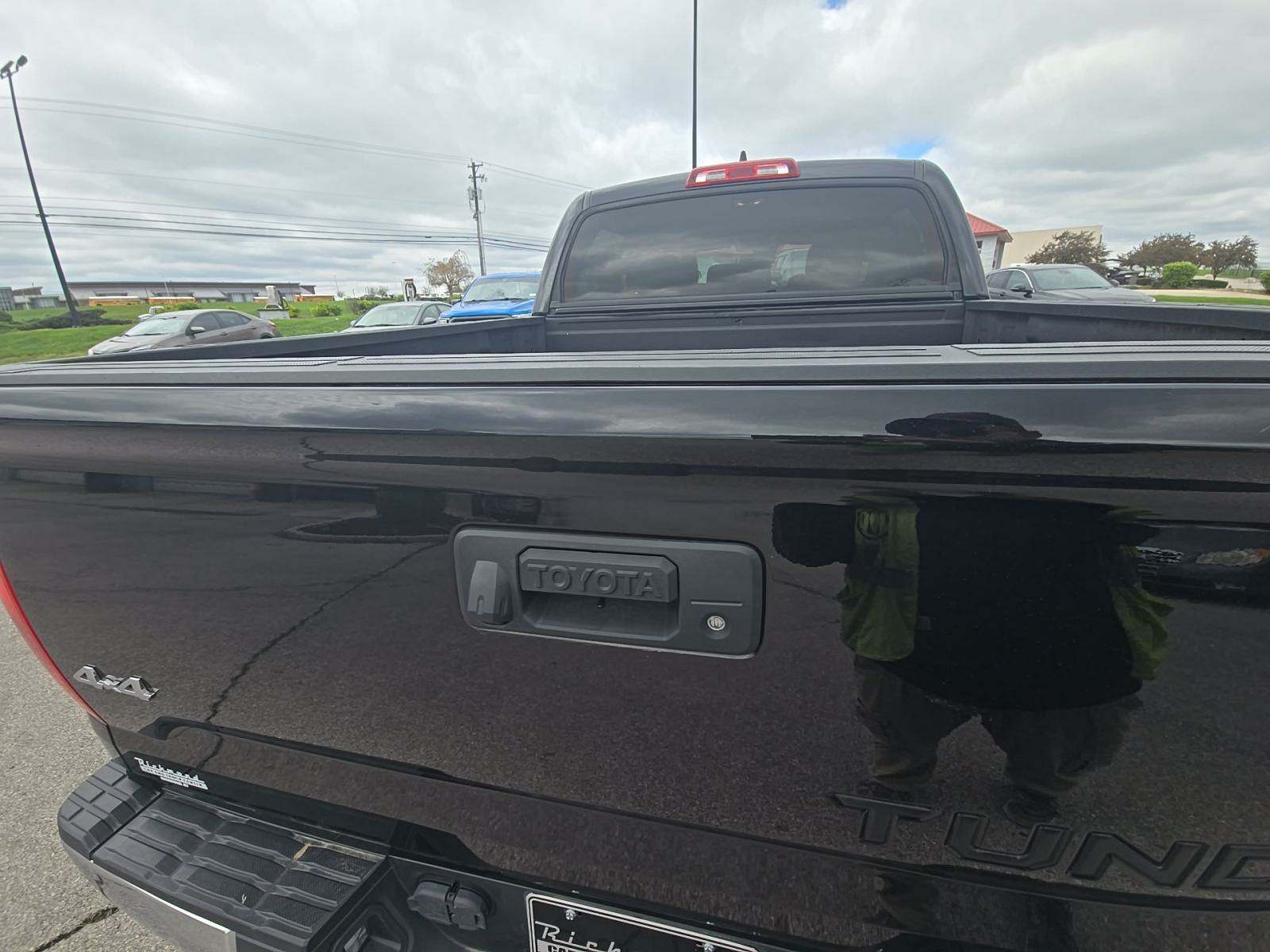 2021 Toyota Tundra SR5 AWD