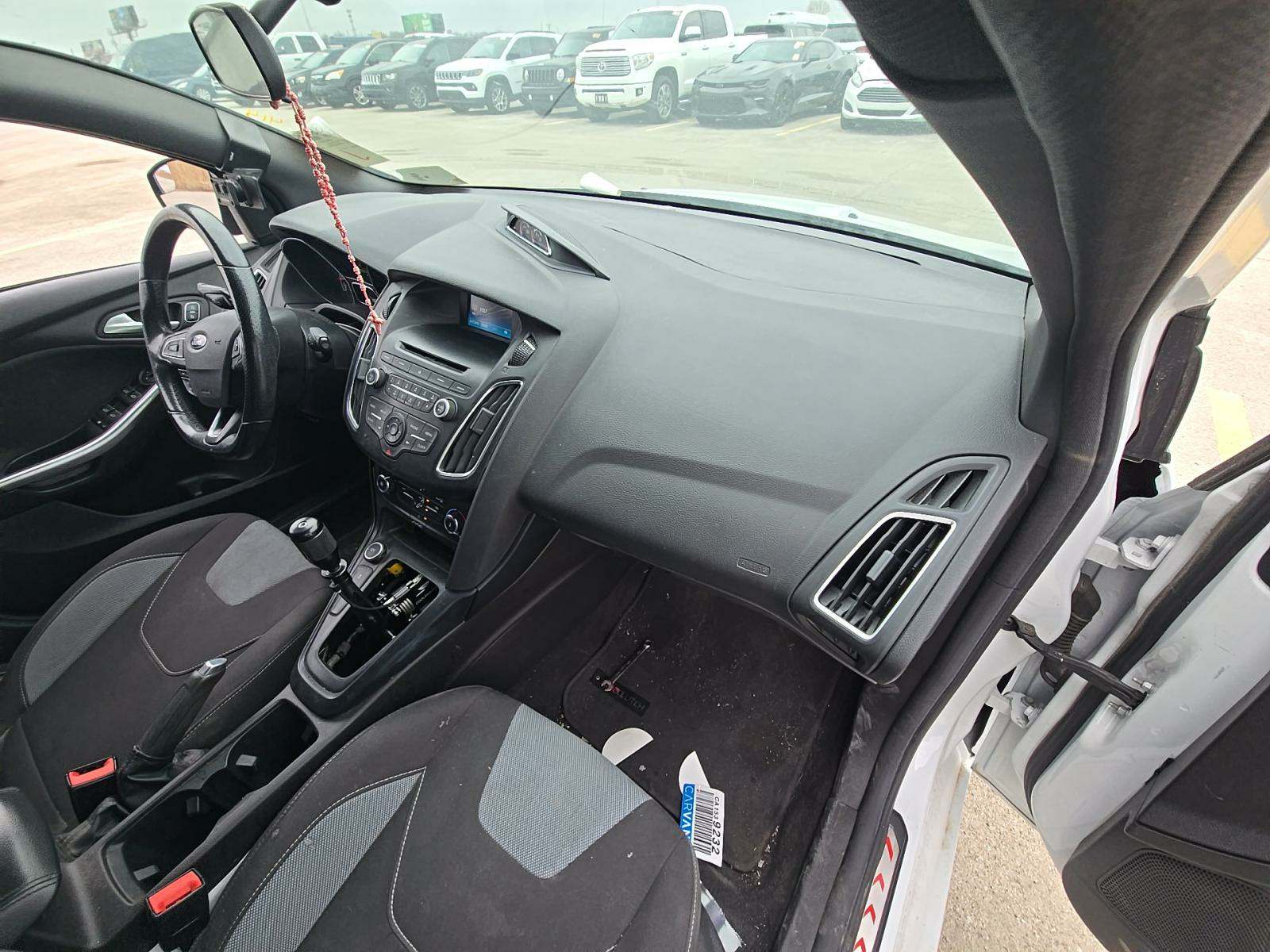 2017 Ford Focus ST FWD