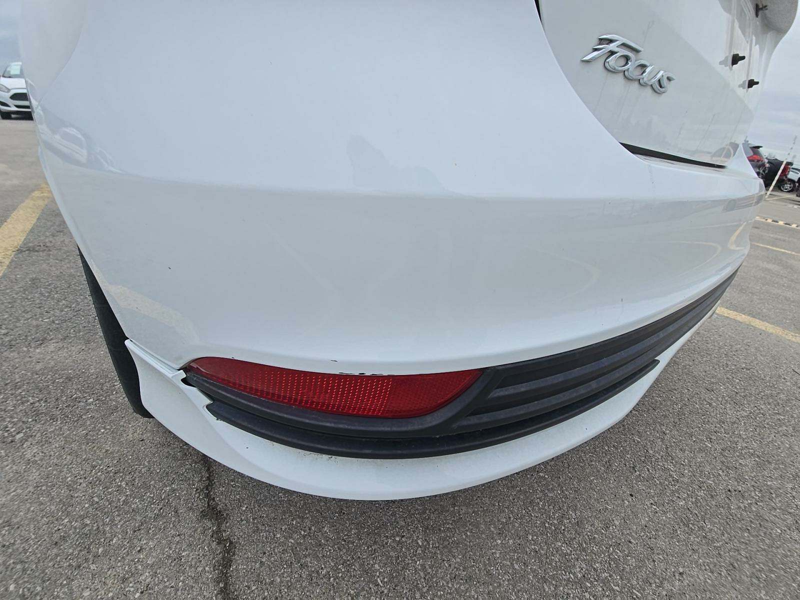 2017 Ford Focus ST FWD