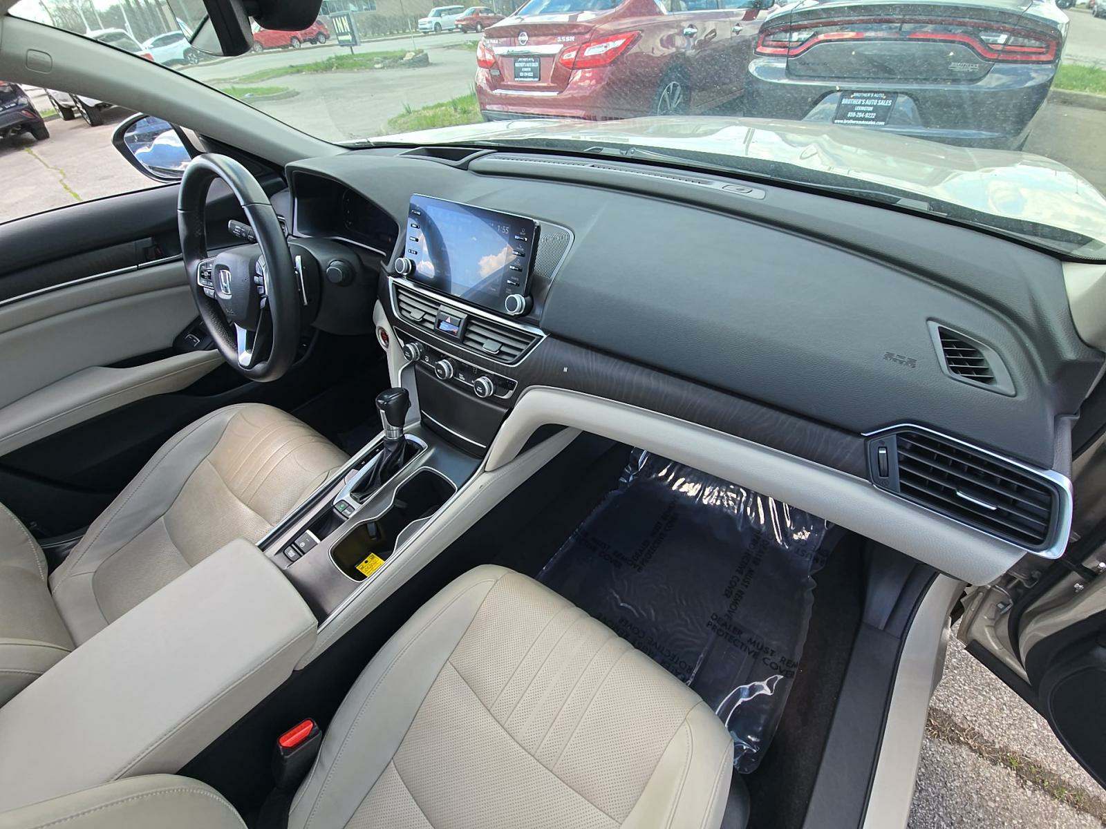 2018 Honda Accord Touring FWD