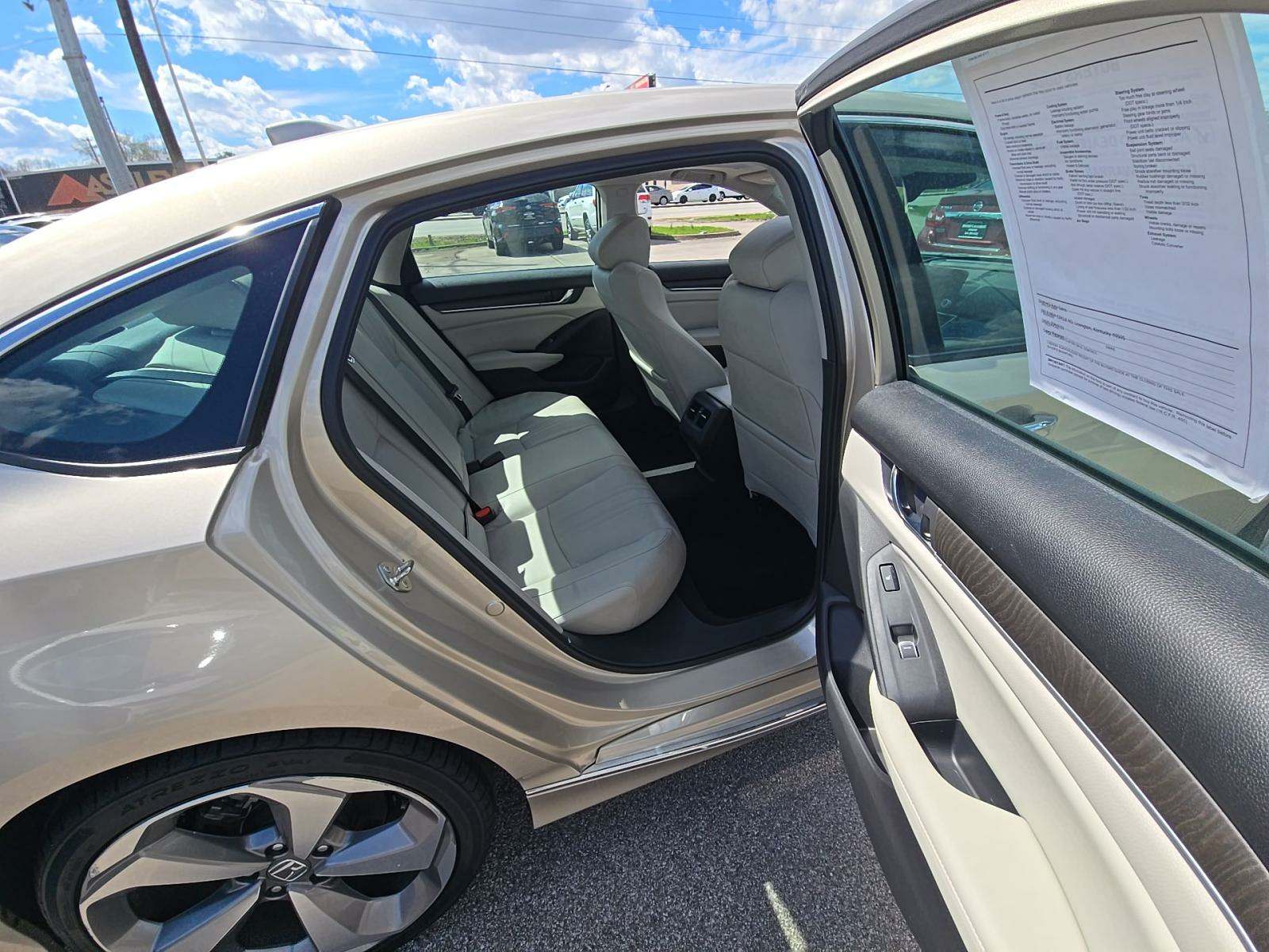 2018 Honda Accord Touring FWD