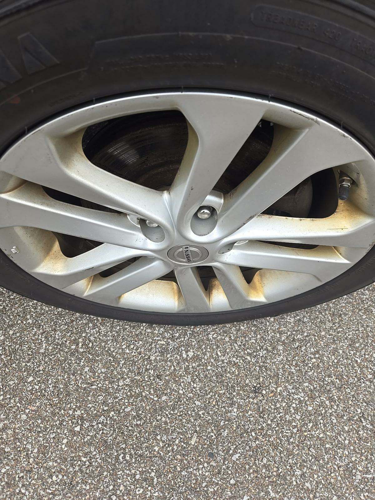 2015 Nissan JUKE S AWD