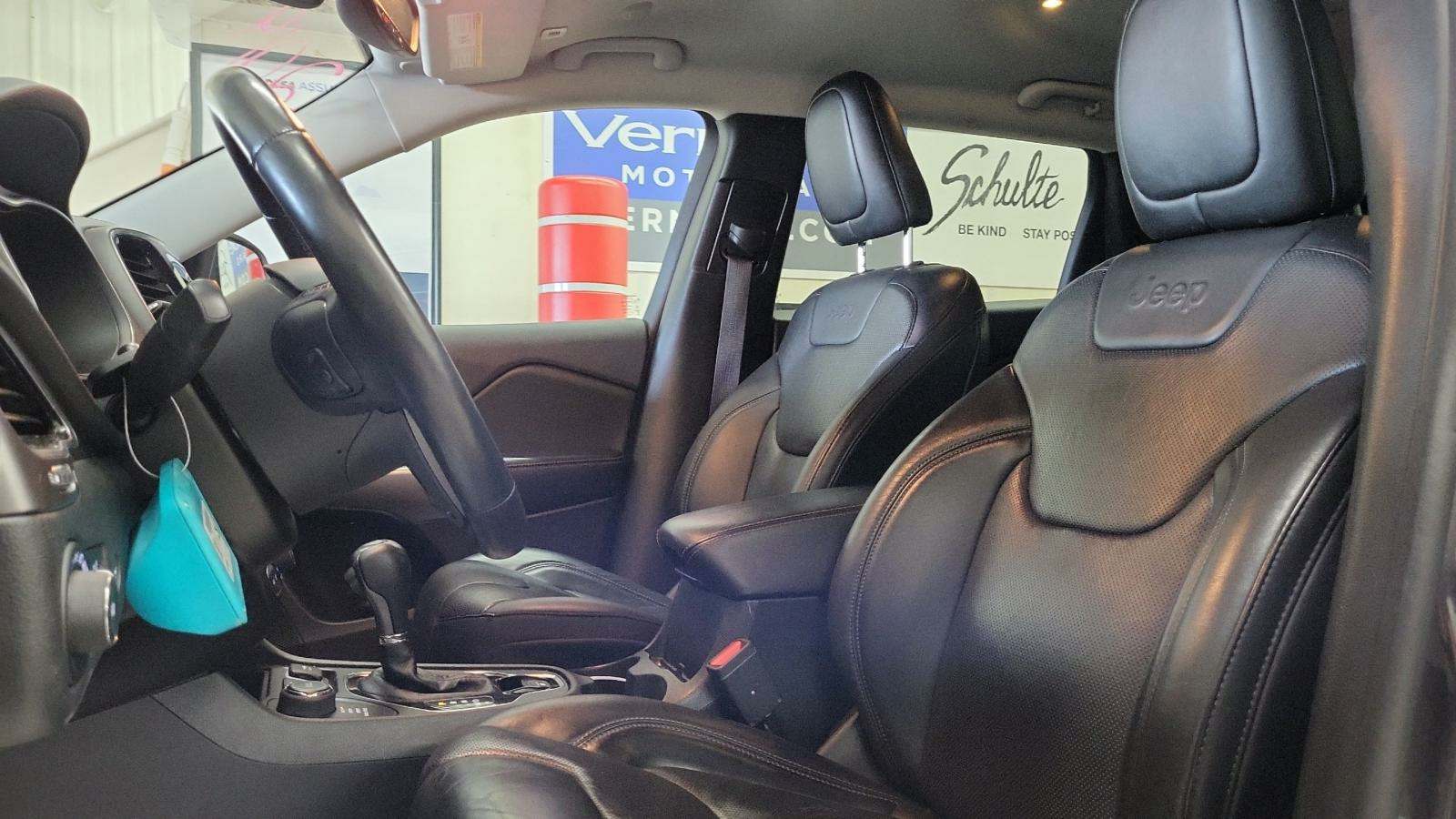 2019 Jeep Cherokee Limited AWD