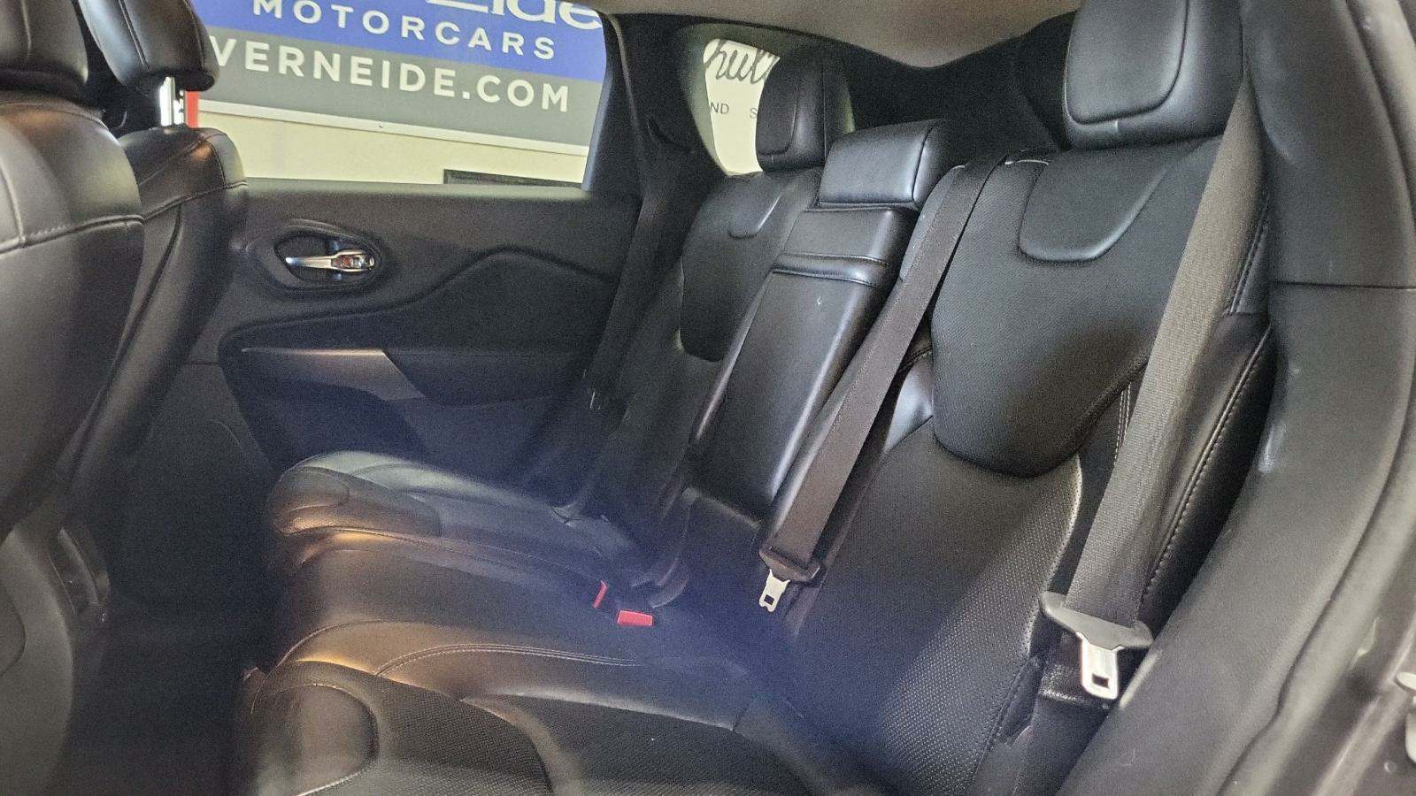 2019 Jeep Cherokee Limited AWD