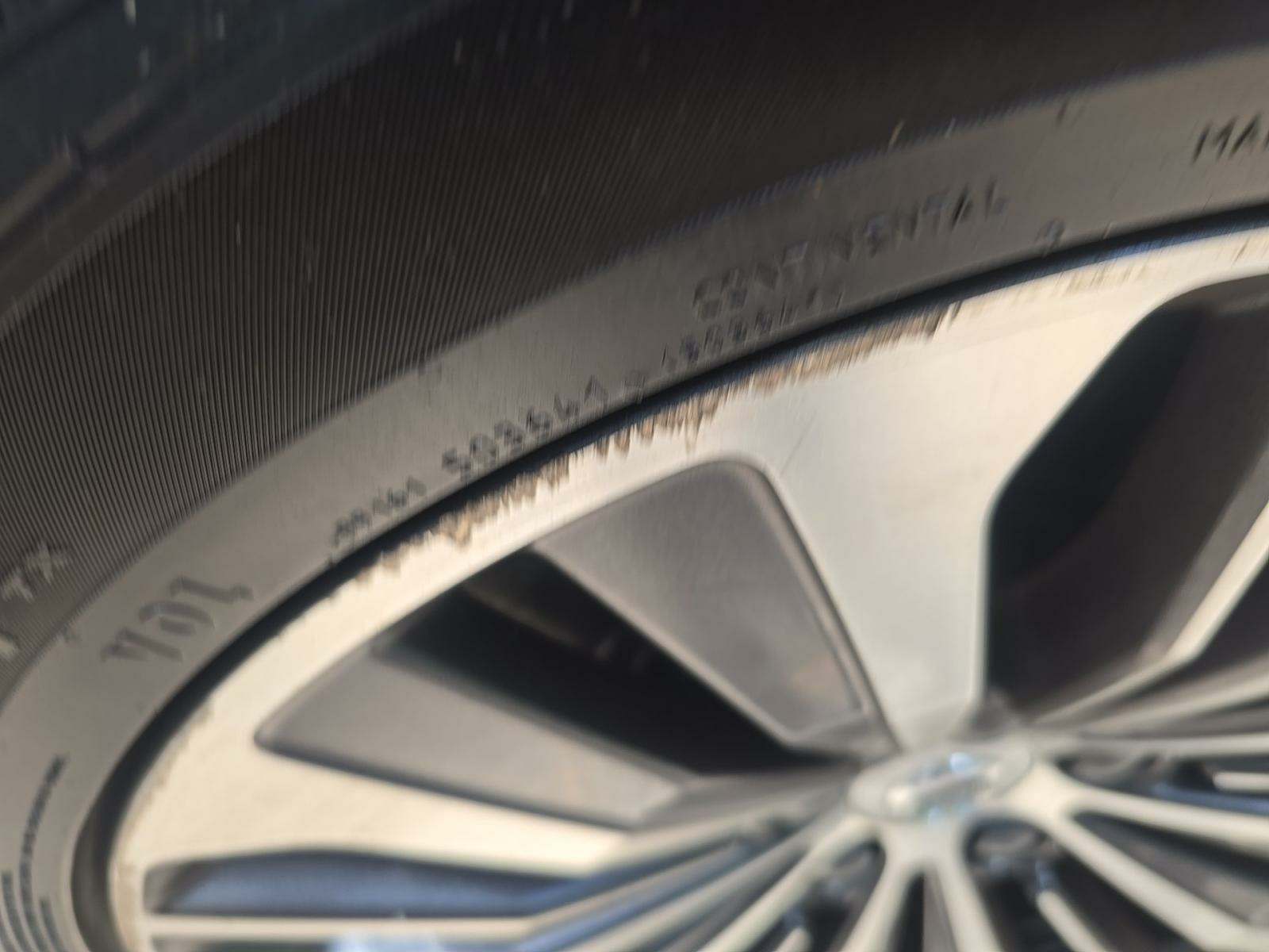 2022 Volvo S90 B6 Momentum AWD