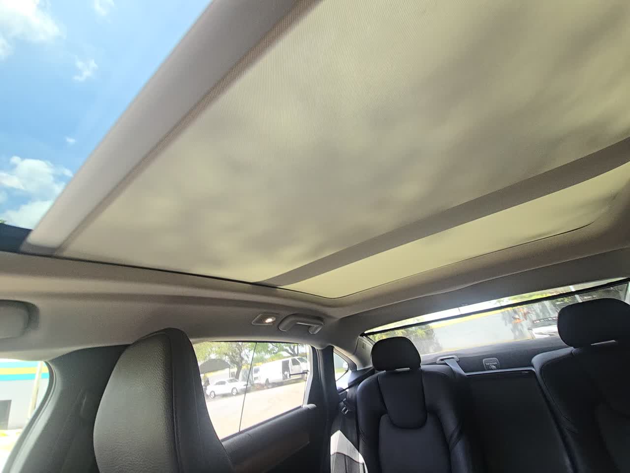 2022 Volvo S90 B6 Momentum AWD