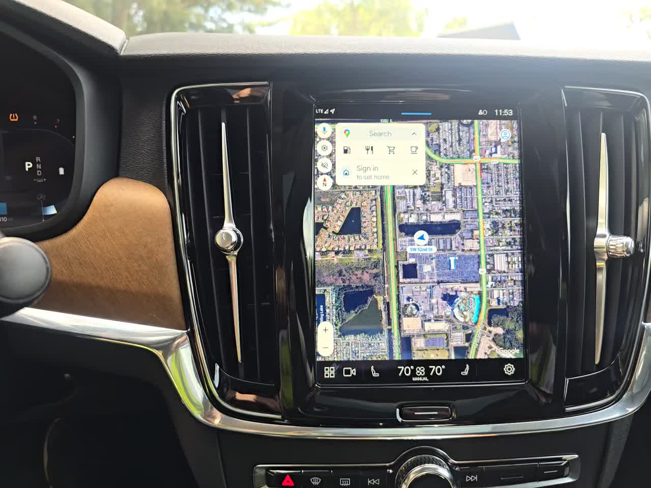 2022 Volvo S90 B6 Momentum AWD