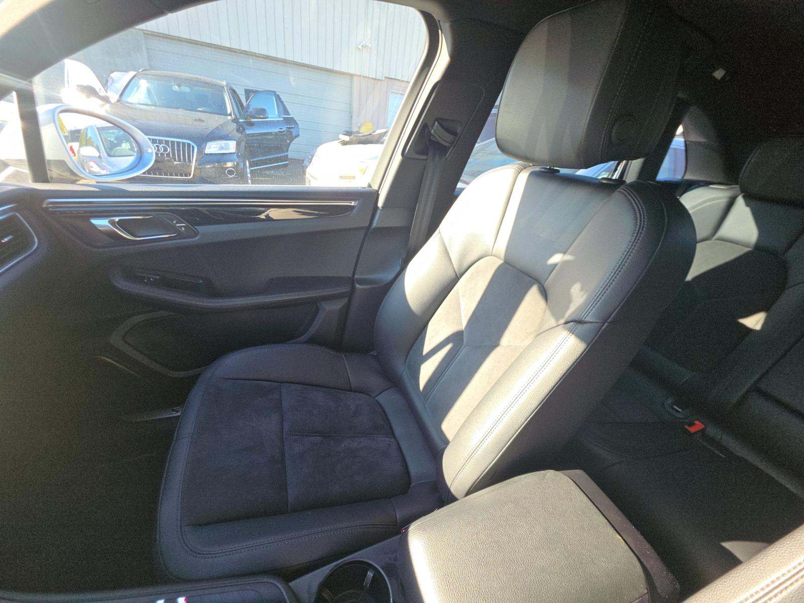 2016 Porsche Macan S AWD