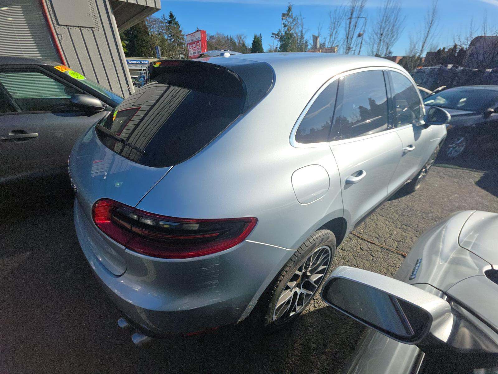 2016 Porsche Macan S AWD