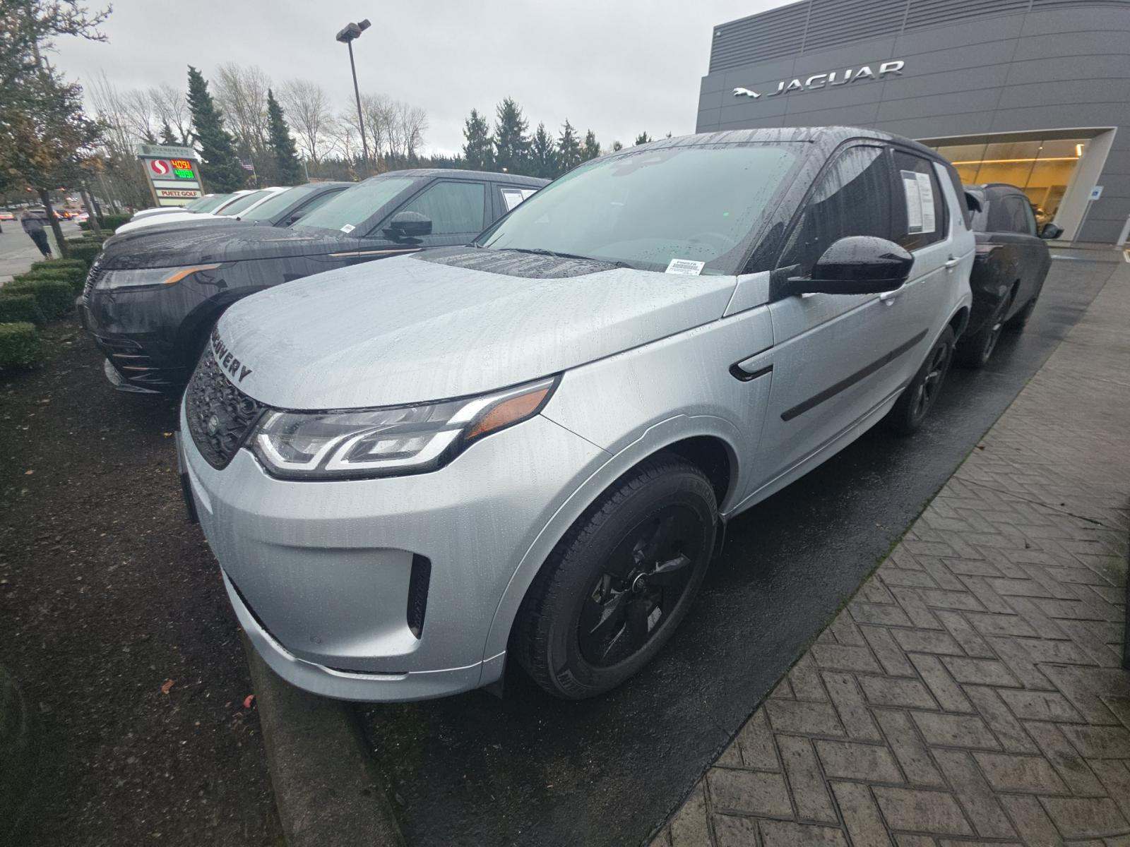 2022 Land Rover Discovery Sport S R-Dynamic AWD