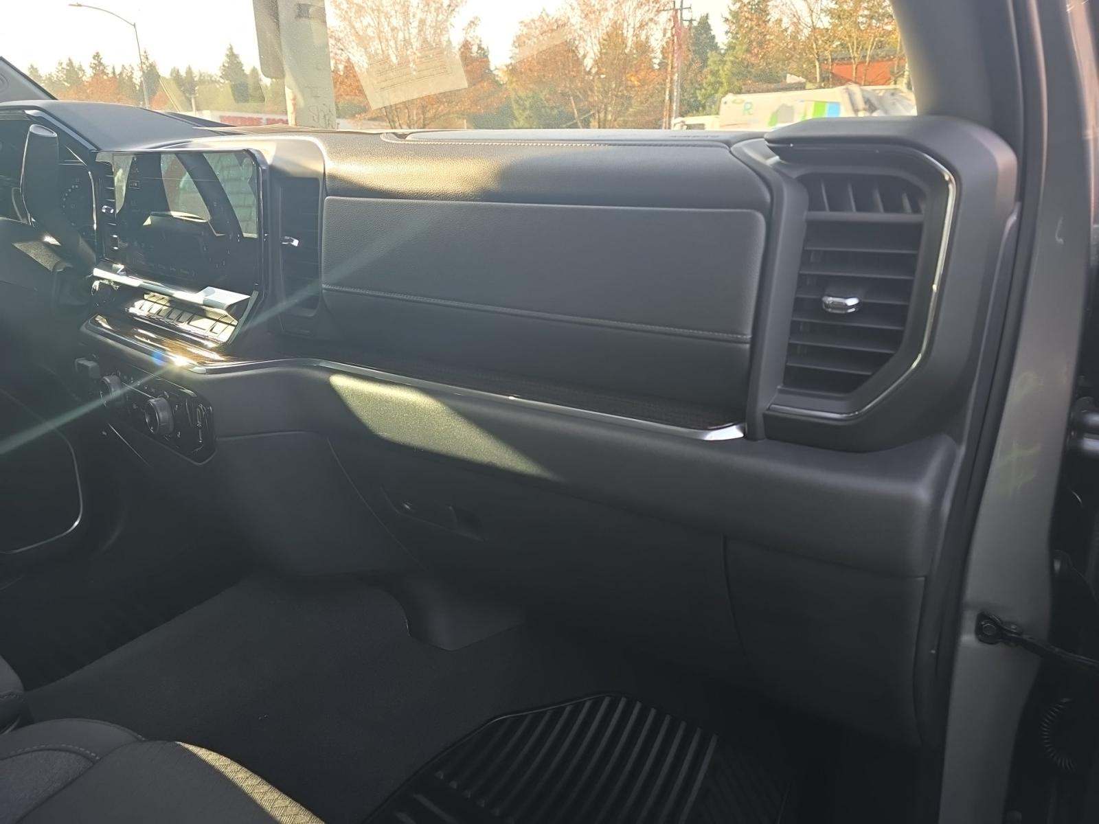 2025 Chevrolet Silverado 1500 LT AWD