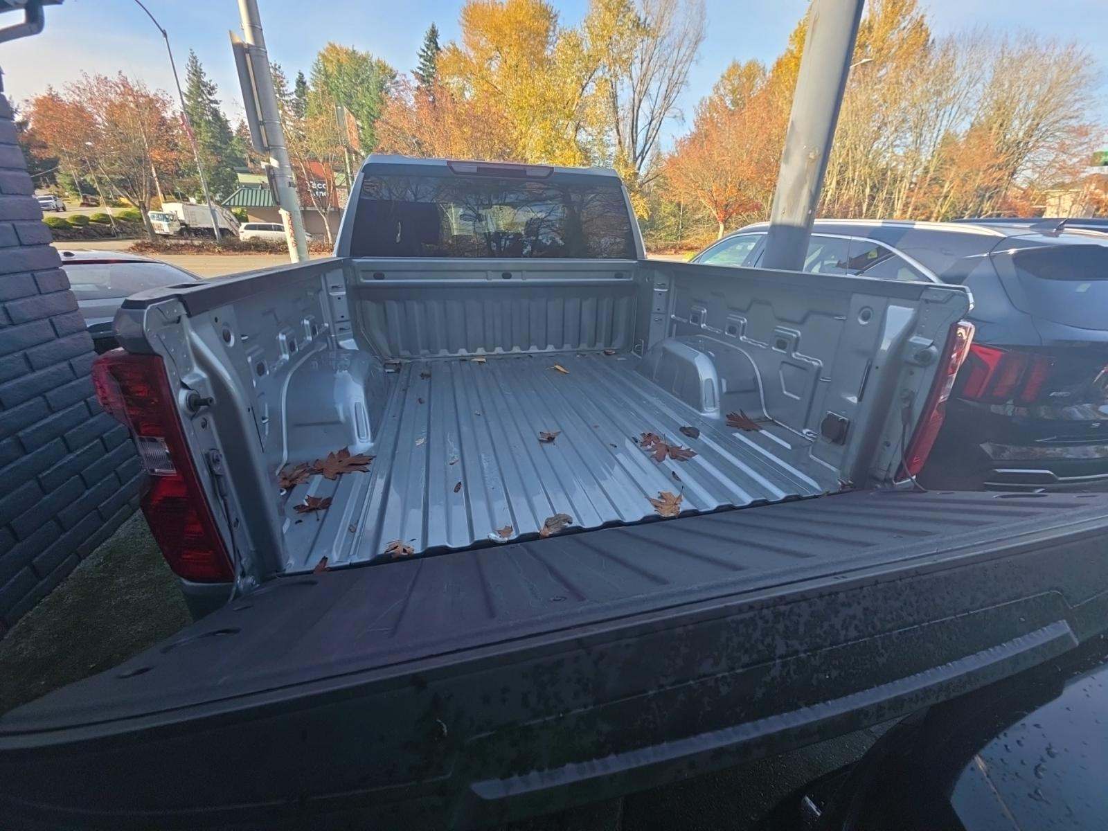 2025 Chevrolet Silverado 1500 LT AWD