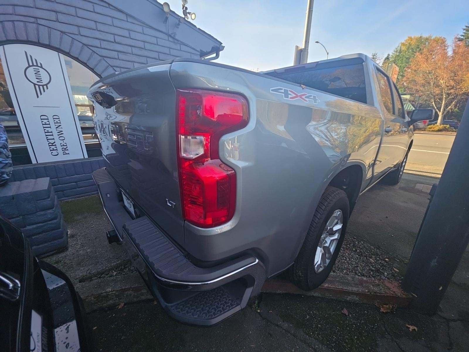 2025 Chevrolet Silverado 1500 LT AWD
