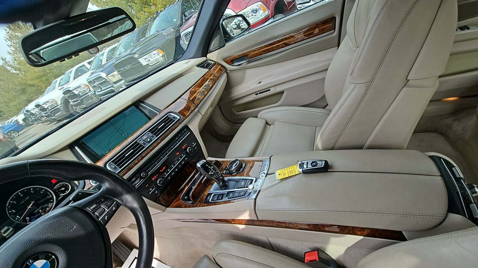 2014 BMW 7 Series 750i xDrive AWD