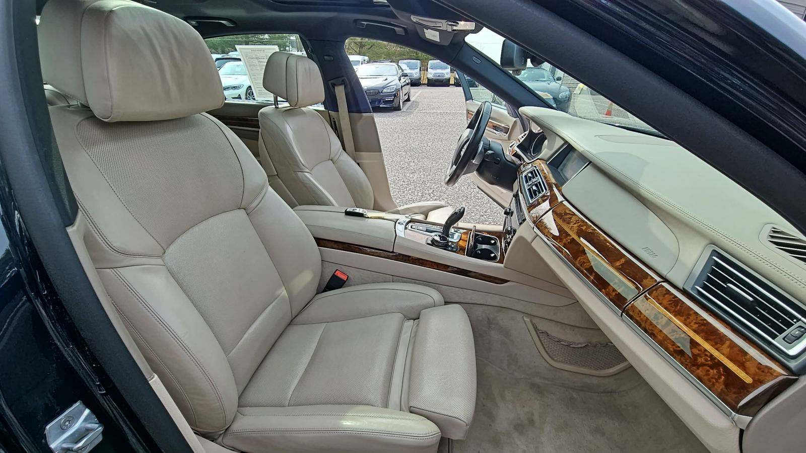 2014 BMW 7 Series 750i xDrive AWD