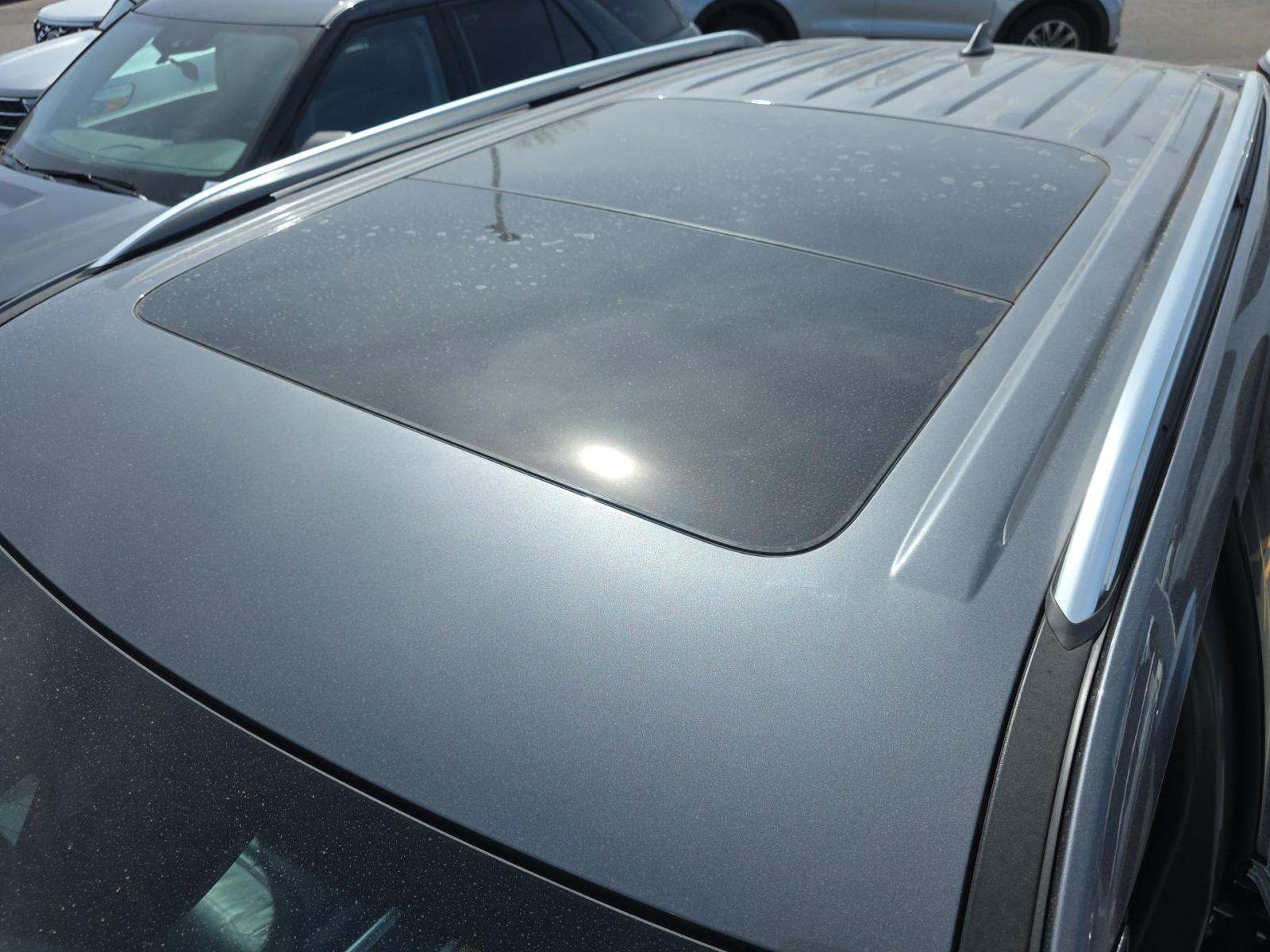 2023 Ford Explorer Platinum AWD