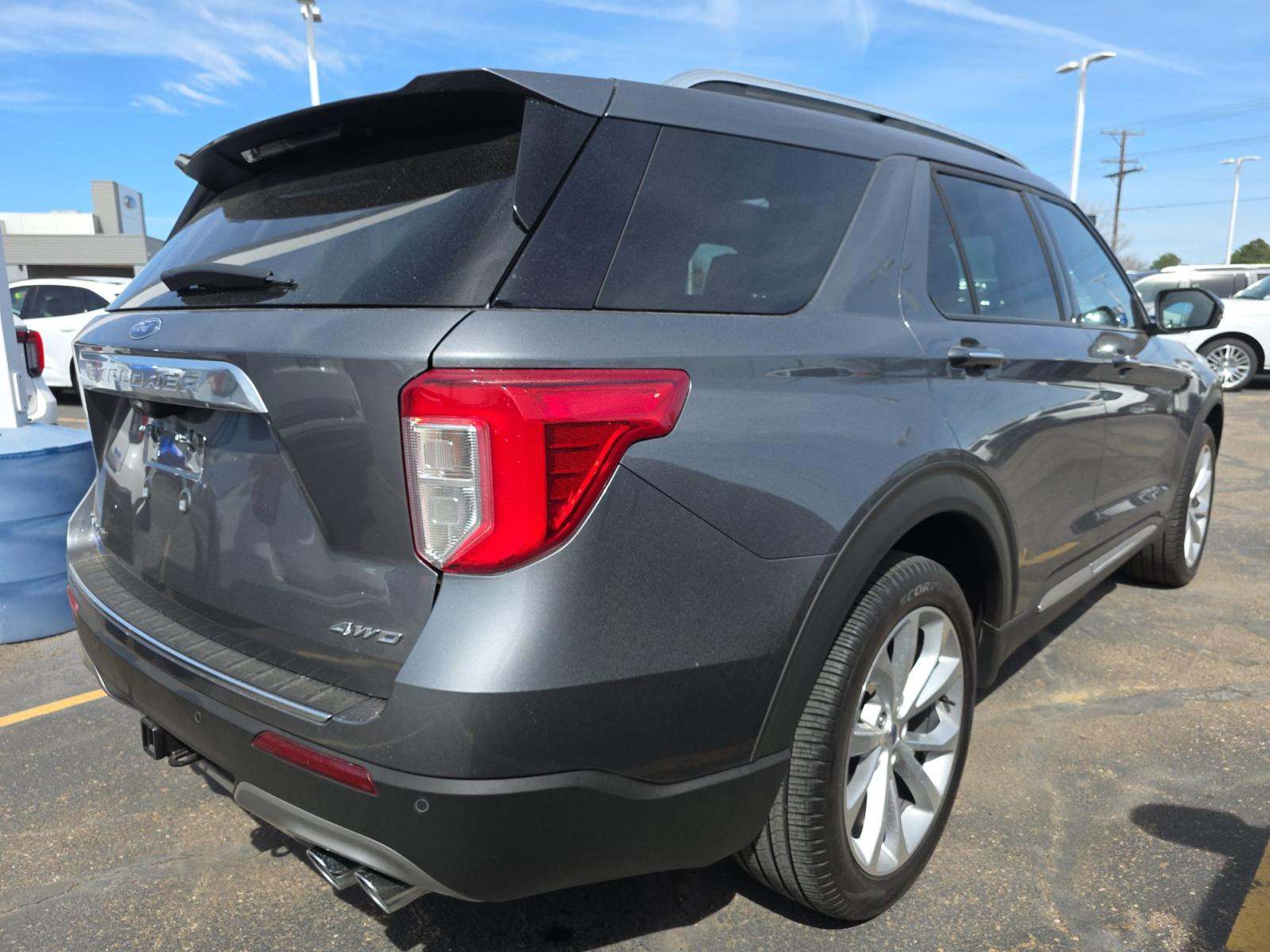 2023 Ford Explorer Platinum AWD