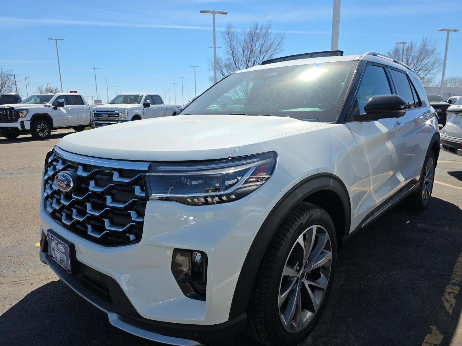 2025 Ford Explorer Platinum AWD