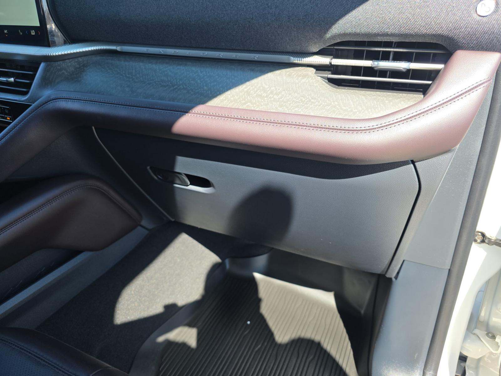 2025 Ford Explorer Platinum AWD