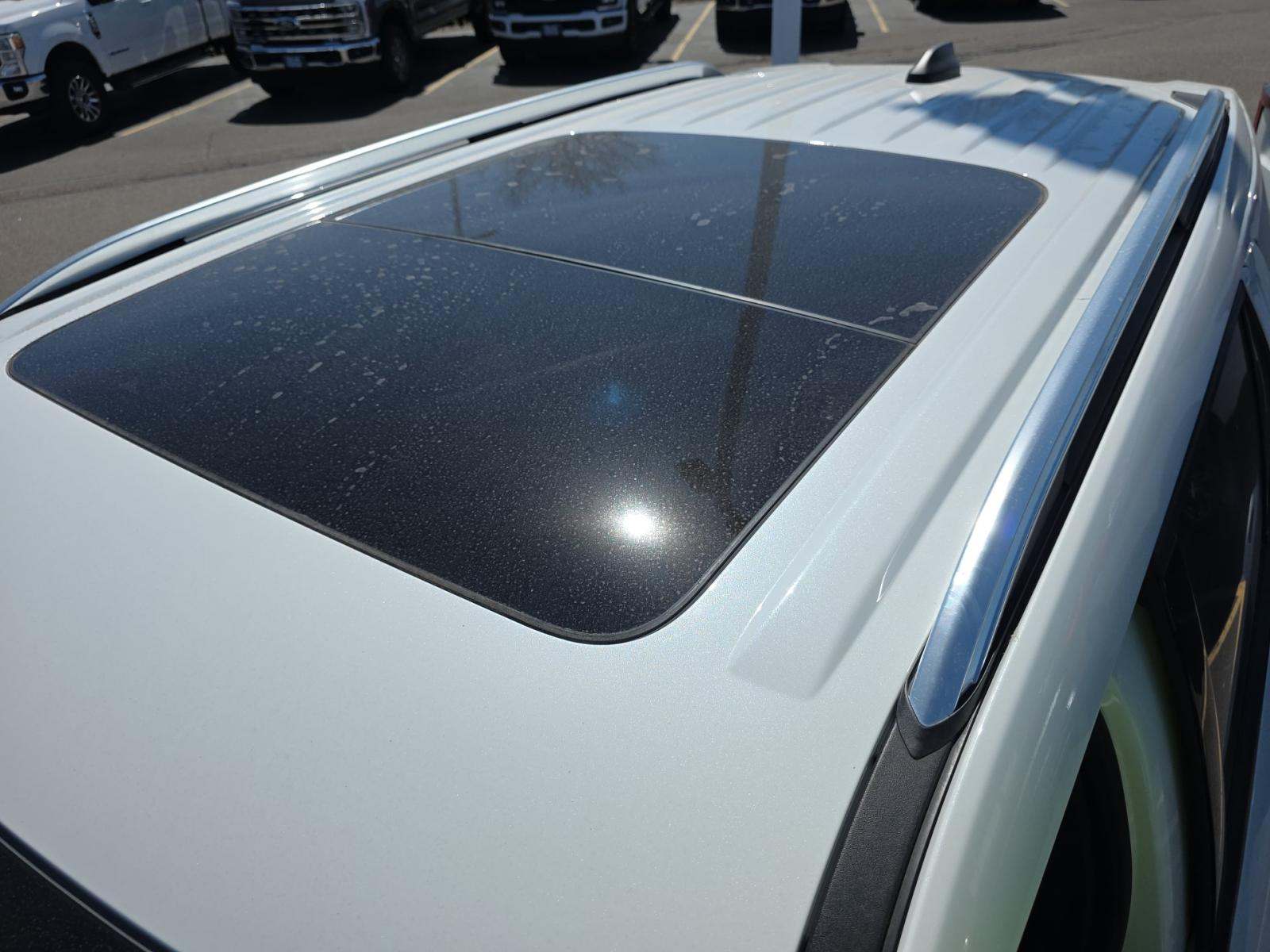 2025 Ford Explorer Platinum AWD