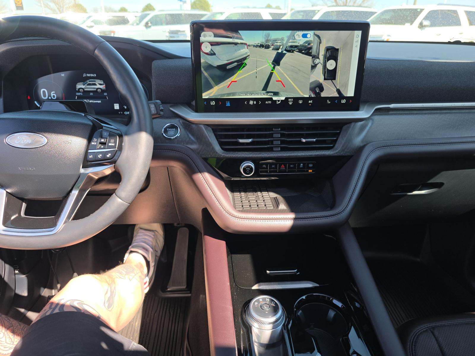 2025 Ford Explorer Platinum AWD