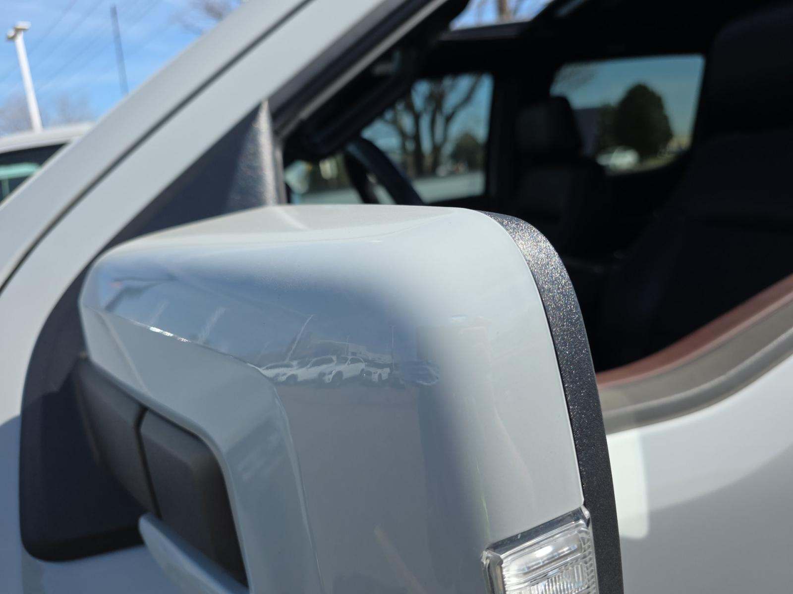 2023 Ford F-150 Lariat AWD