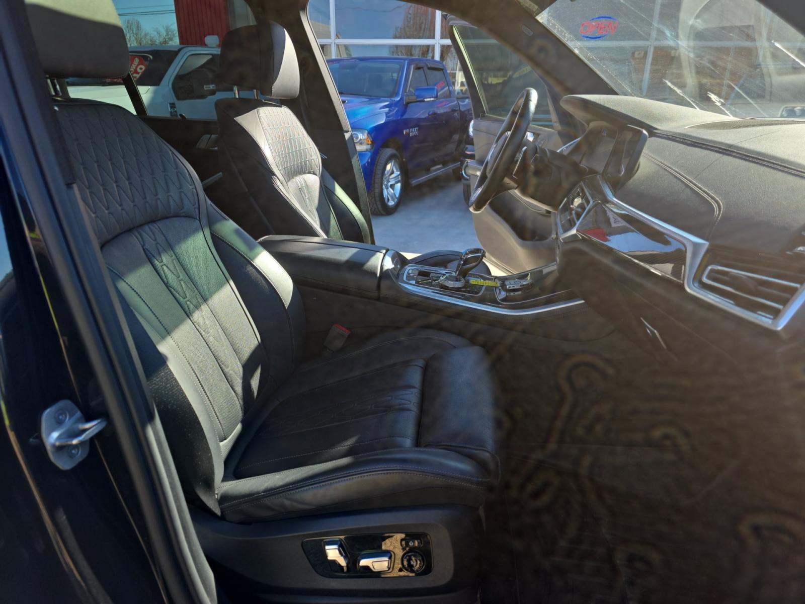 2021 BMW X5 M50i AWD