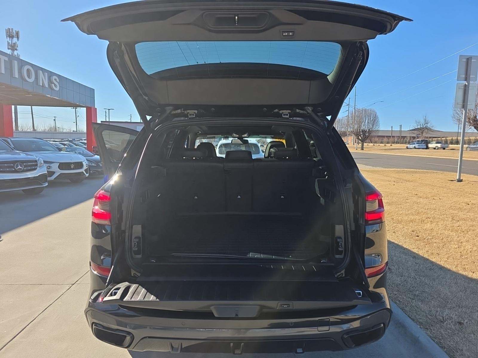 2021 BMW X5 M50i AWD