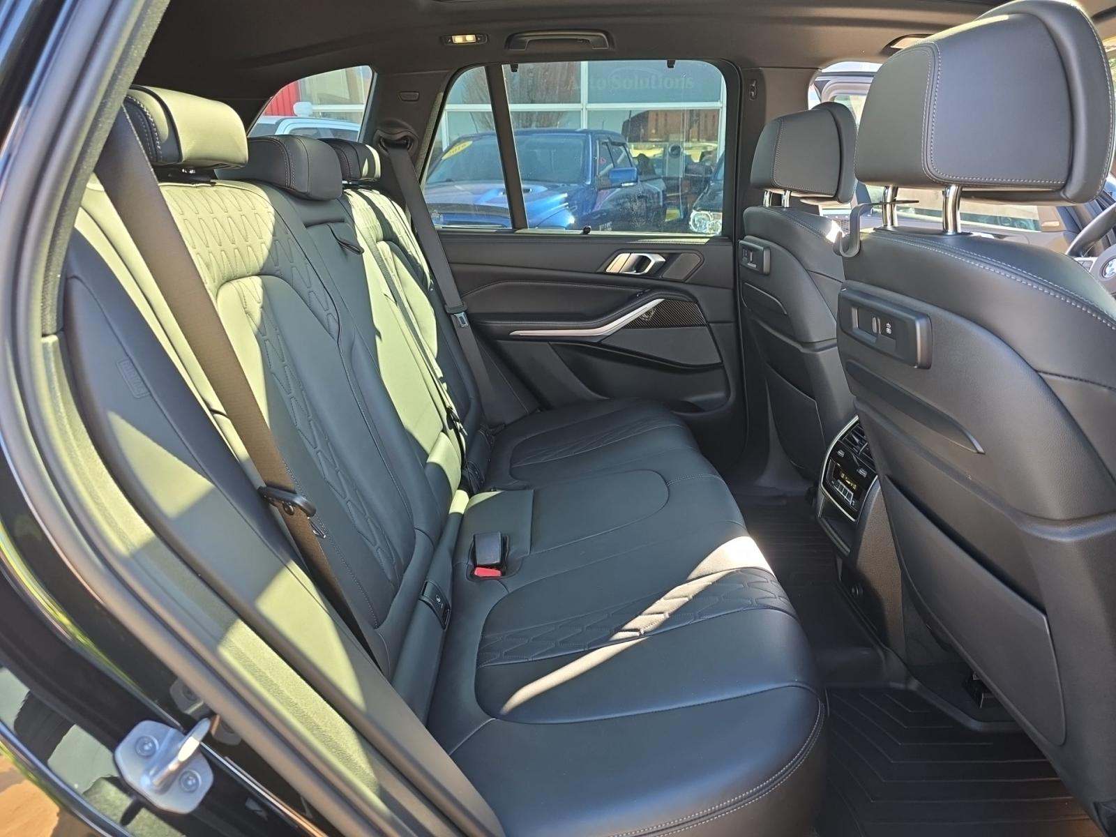 2021 BMW X5 M50i AWD