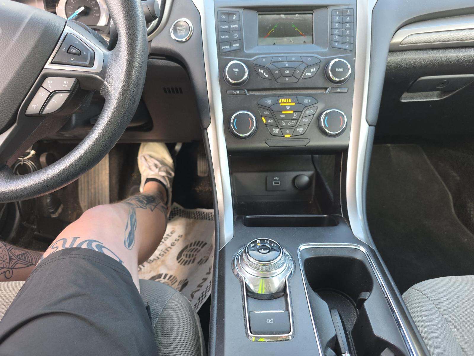 FORD FUSION - 6