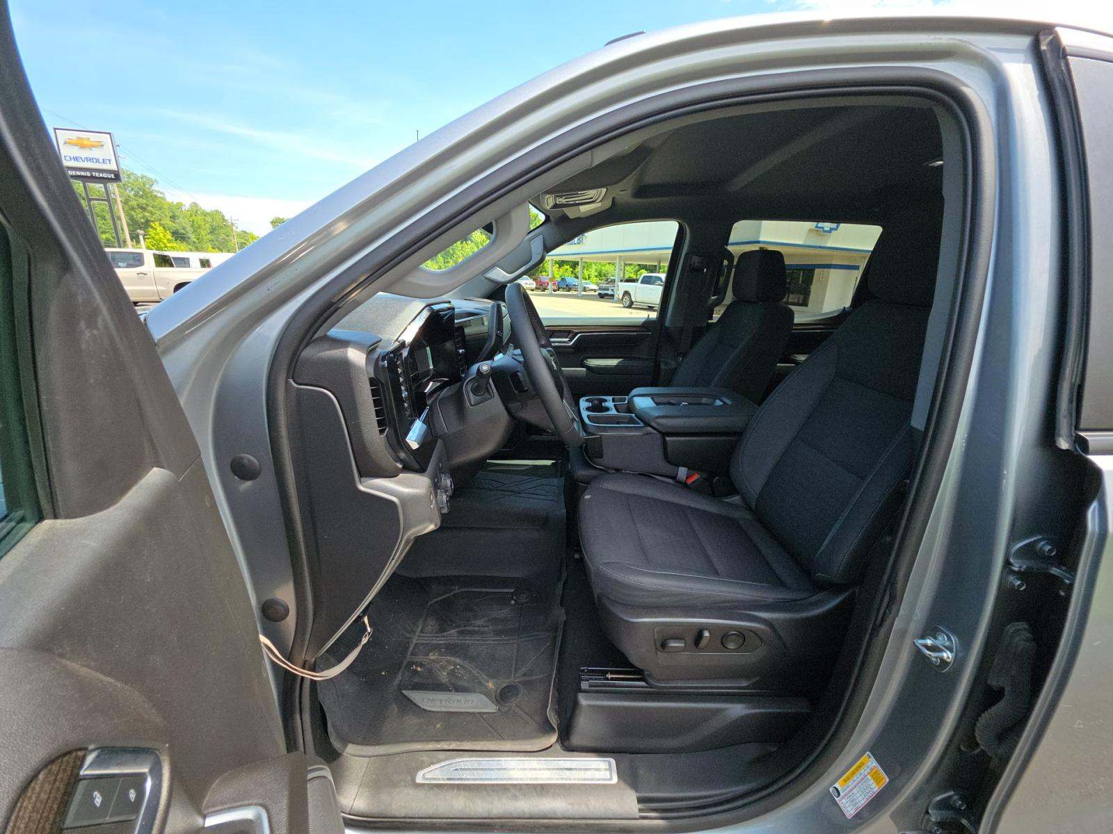 2023 Chevrolet Silverado 1500 LT AWD