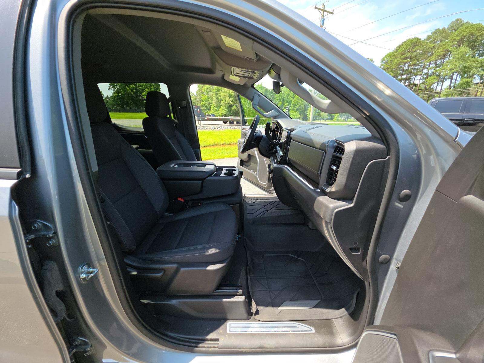 2023 Chevrolet Silverado 1500 LT AWD