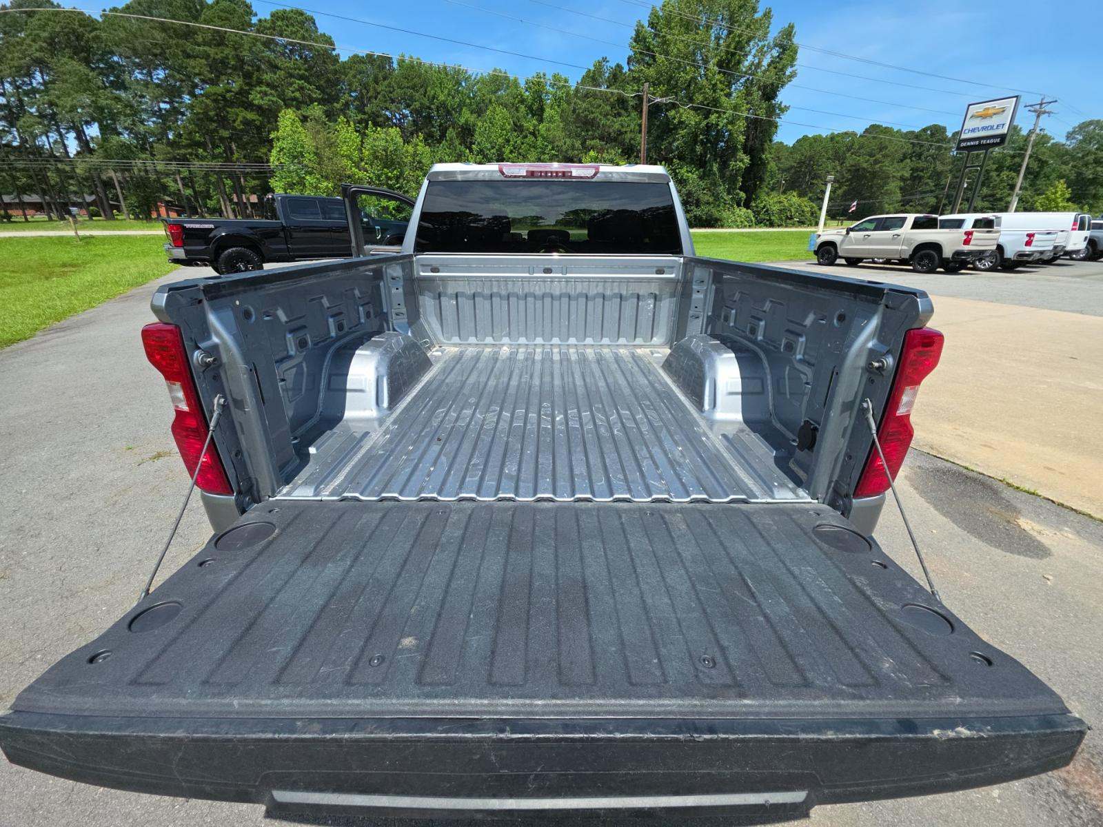 2023 Chevrolet Silverado 1500 LT AWD