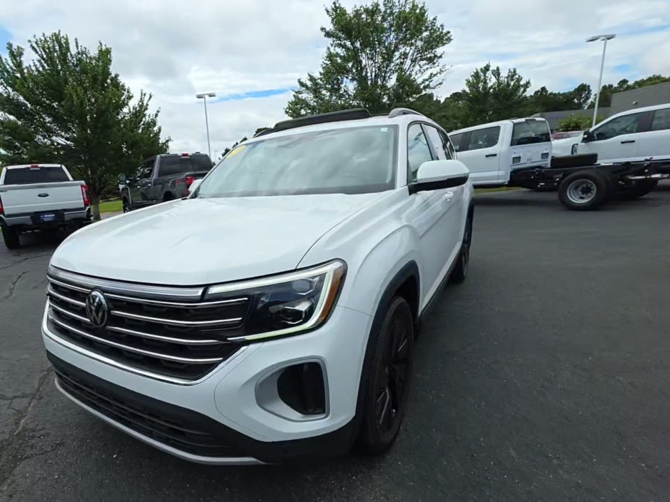 2024 Volkswagen Atlas 2.0T SE FWD
