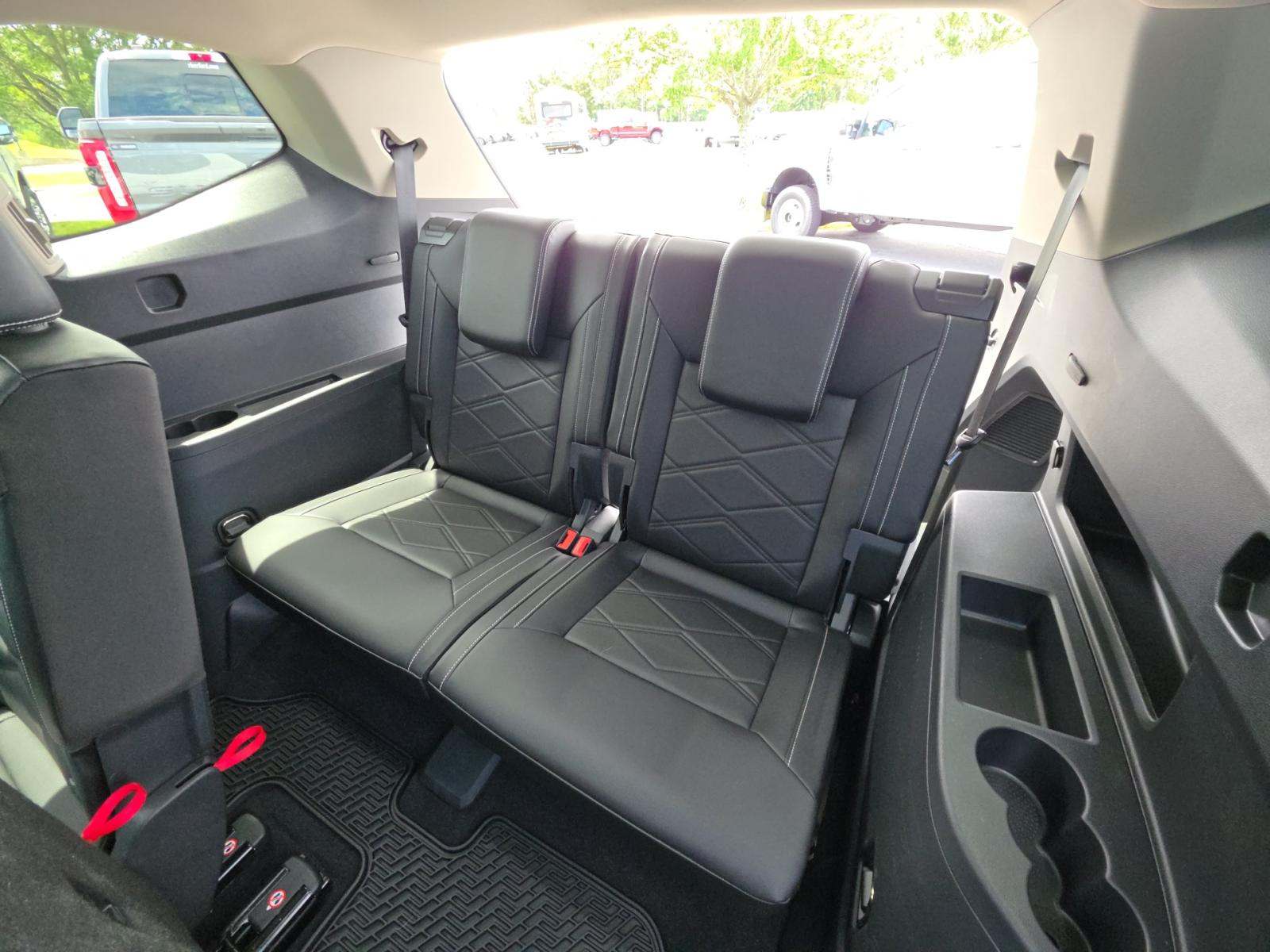 2024 Volkswagen Atlas 2.0T SE FWD