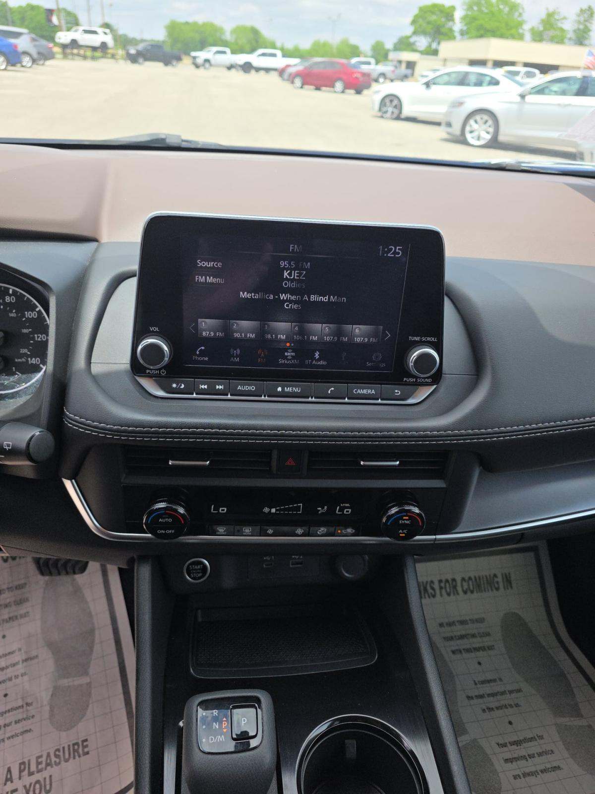 2023 Nissan Rogue SV AWD