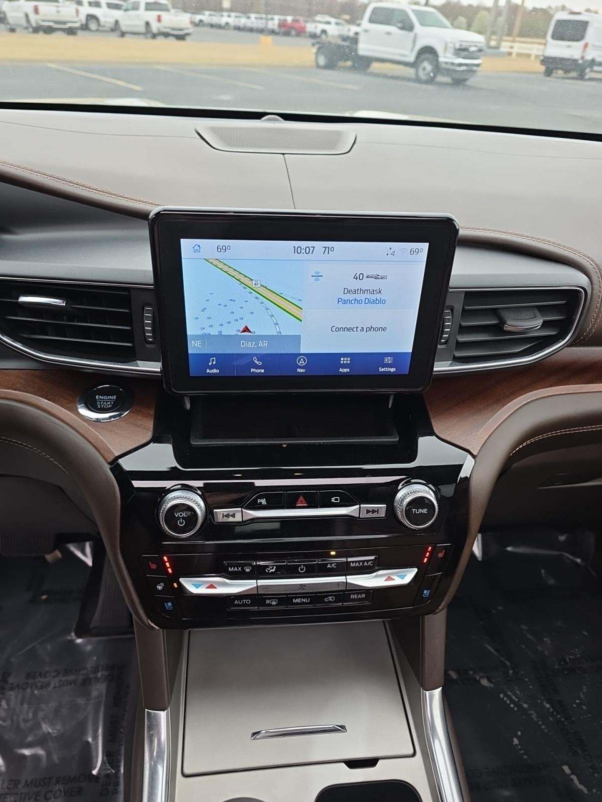 2022 Ford Explorer King Ranch AWD