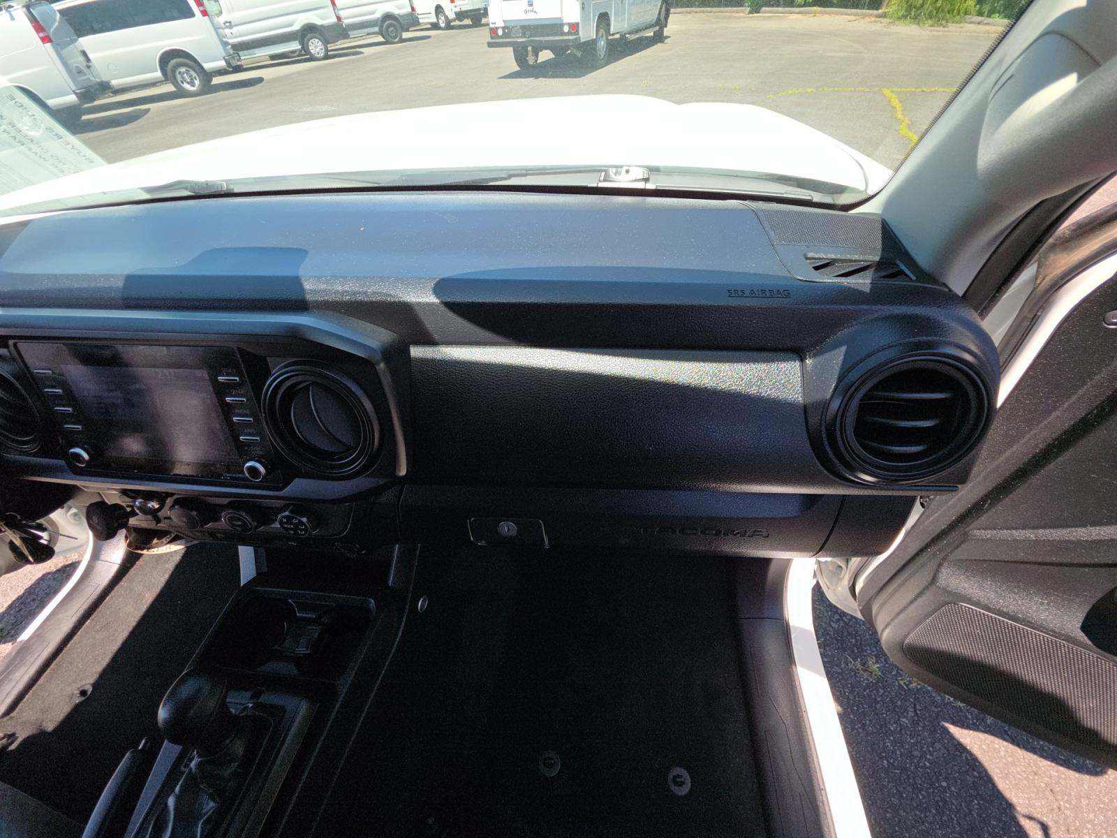 2022 Toyota Tacoma SR RWD
