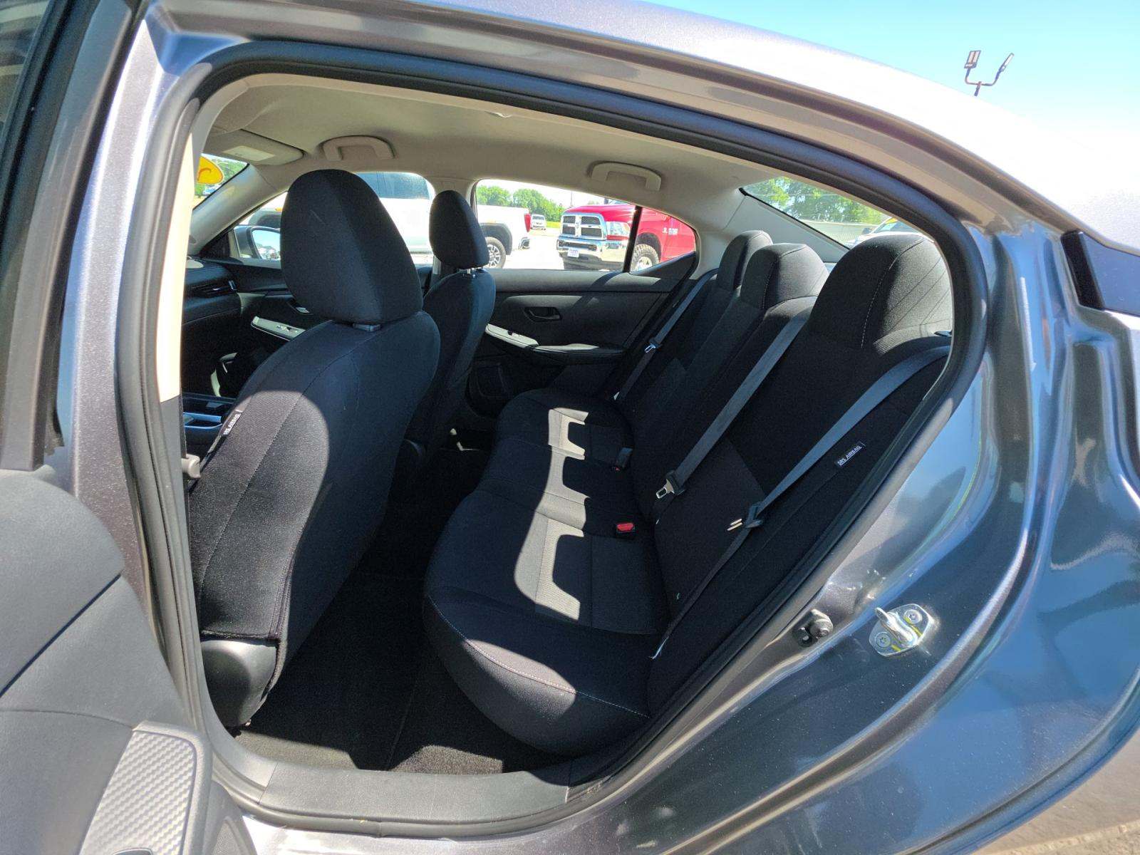 NISSAN SENTRA - 9