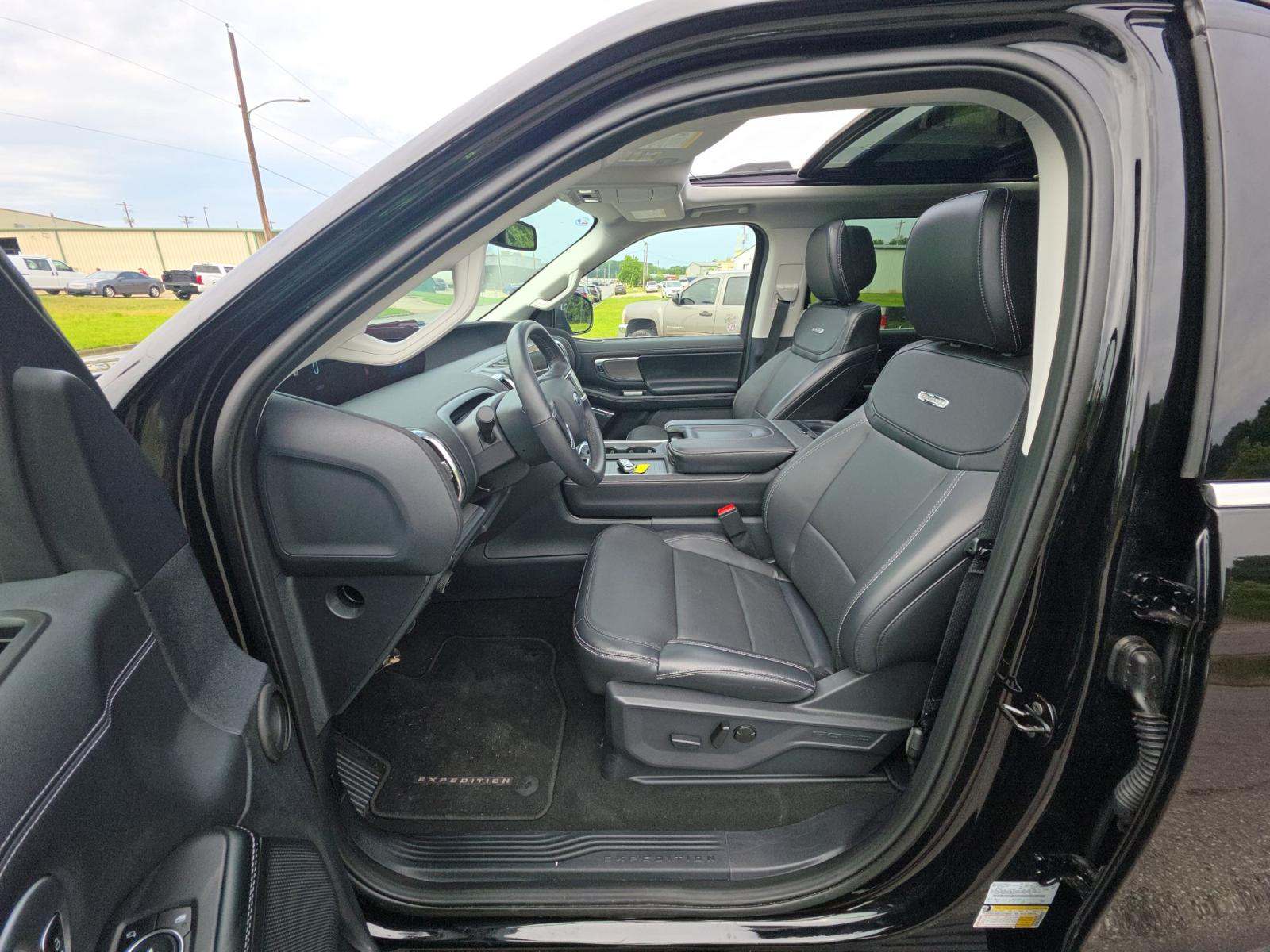 FORD EXPEDITION MAX - 2